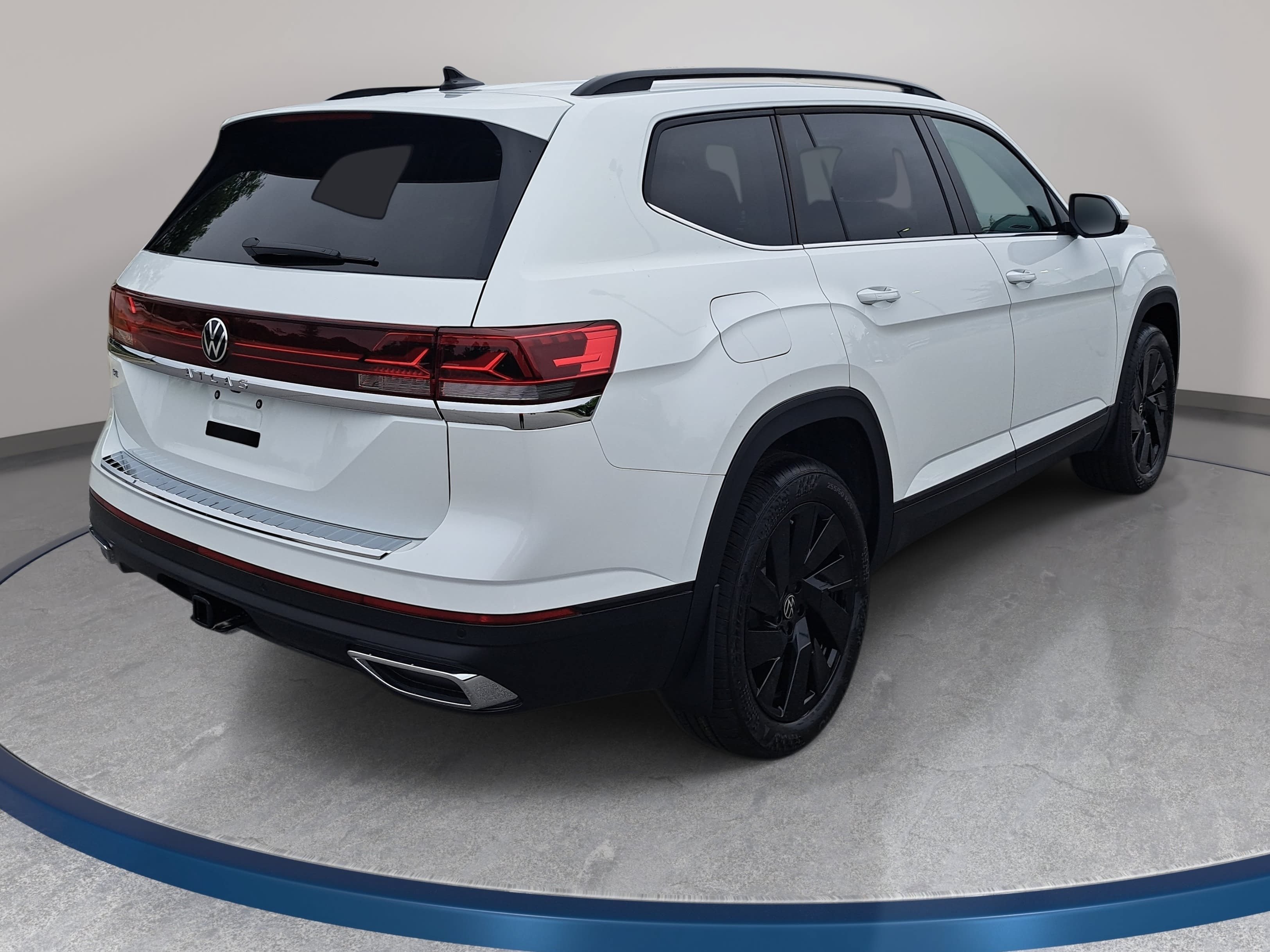 New 2026 Volkswagen Atlas SE FWD image 5