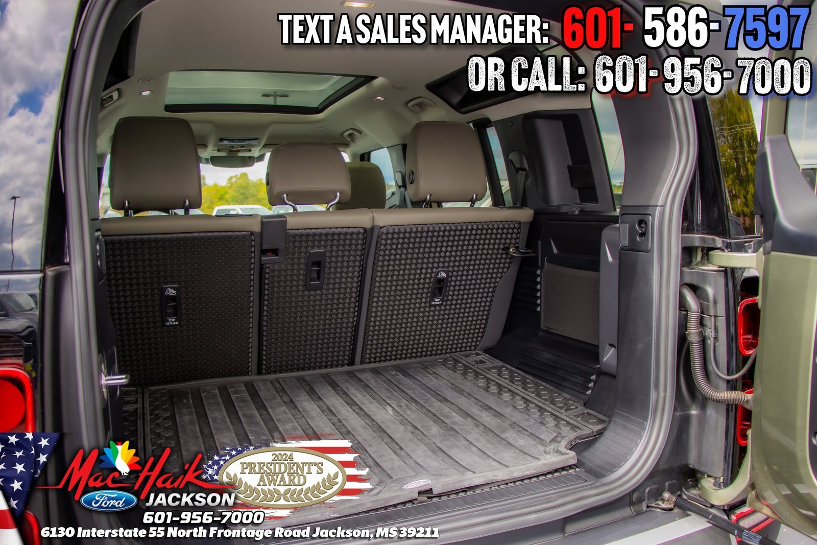 Used 2024 Land Rover Defender 110 S image 23