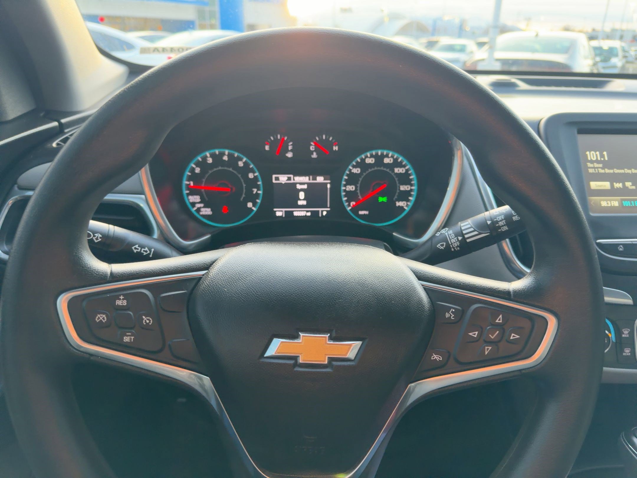 Used 2018 Chevrolet Equinox LS image 18