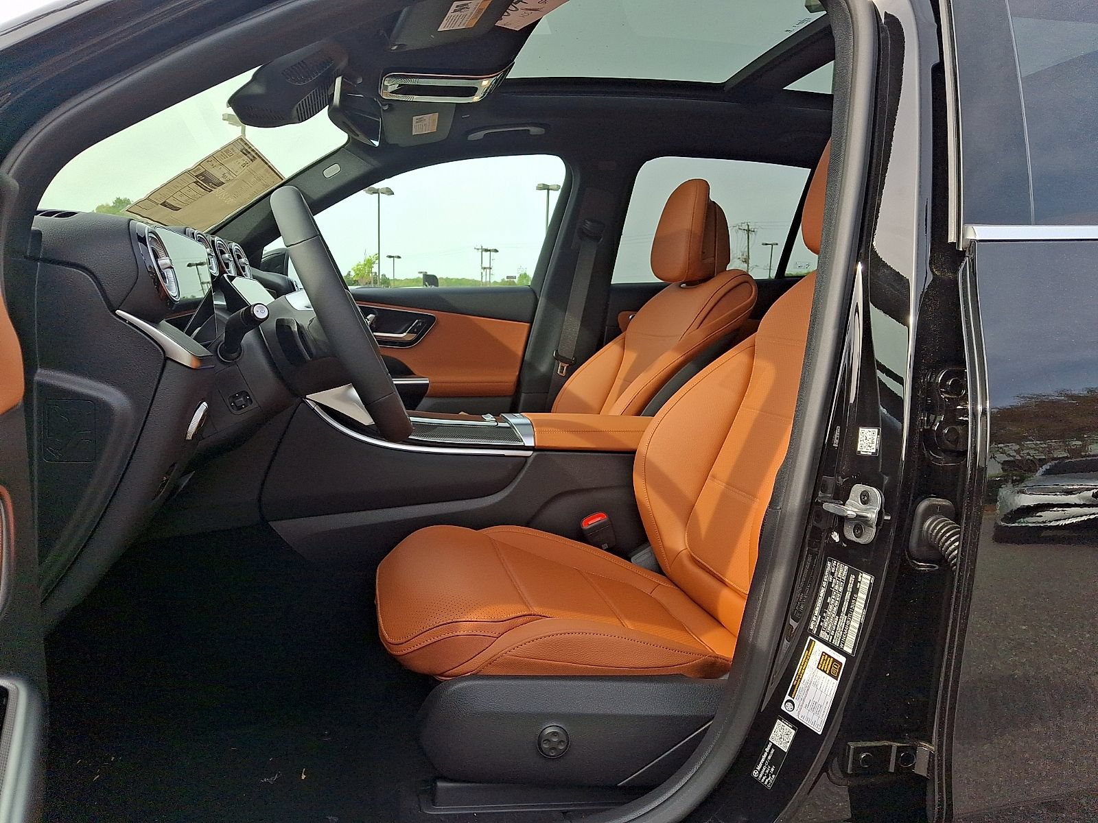 New 2026 Mercedes-Benz GLC 300 4MATIC image 9
