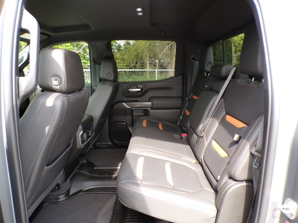 Used 2022 GMC Sierra 1500 AT4 w/ AT4 Premium Package AWD/4WD image 17