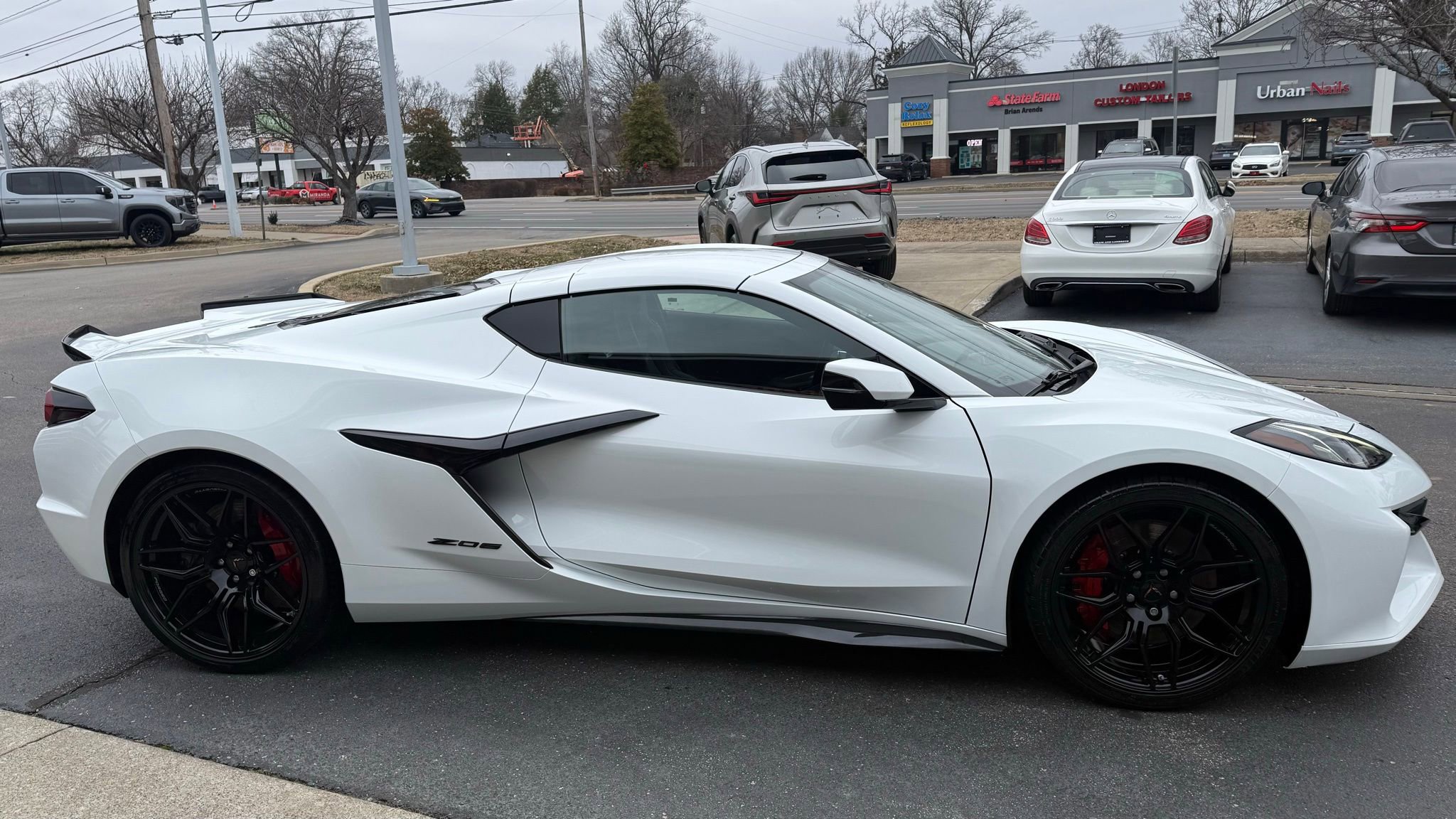 Used 2024 Chevrolet Corvette Z06 image 12