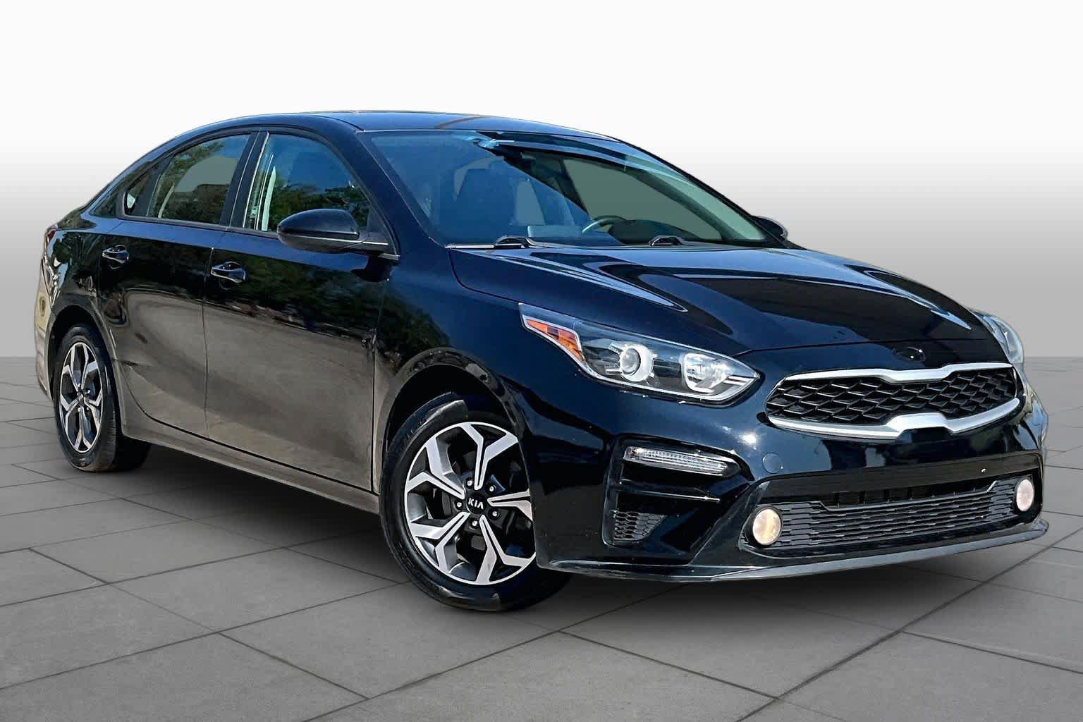 Used 2021 Kia Forte LXS FWD image 3