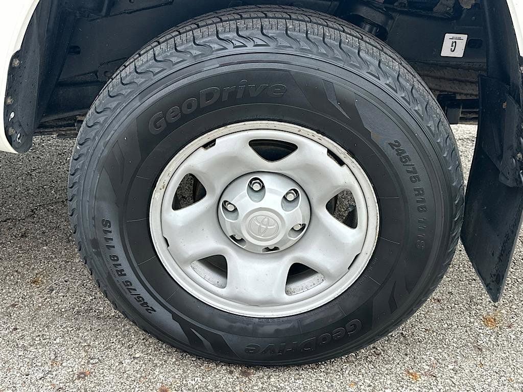 Certified 2021 Toyota Tacoma SR image 33