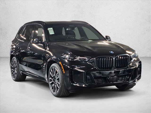 Used 2026 BMW X5 xDrive50e w/ M Sport Package AWD/4WD image 3