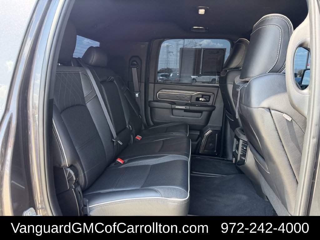 Used 2025 RAM 2500 Limited AWD/4WD image 35