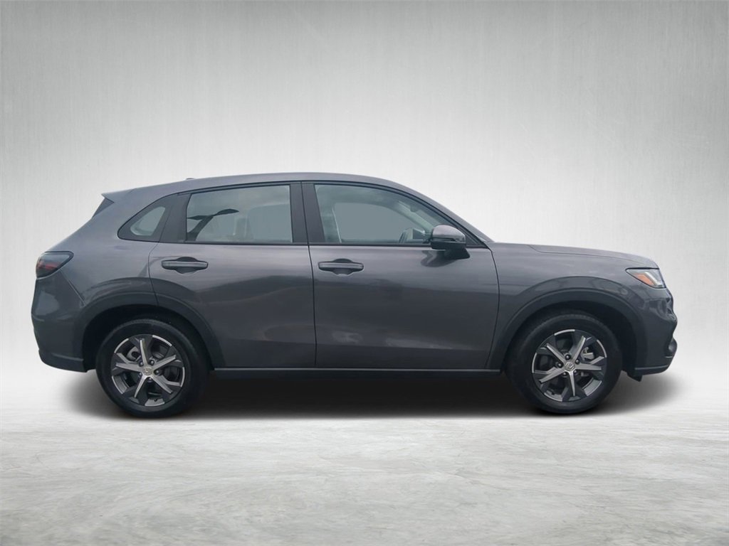 Used 2024 Honda HR-V LX image 2