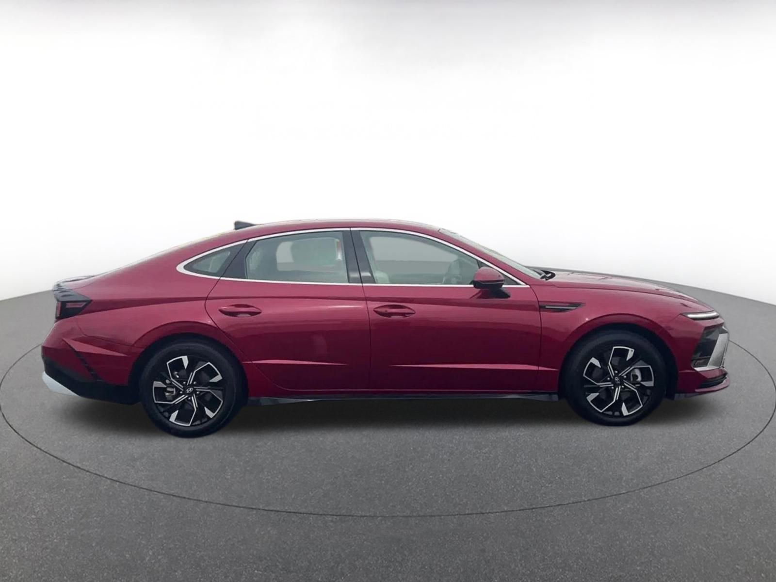 Used 2025 Hyundai Sonata SEL image 16