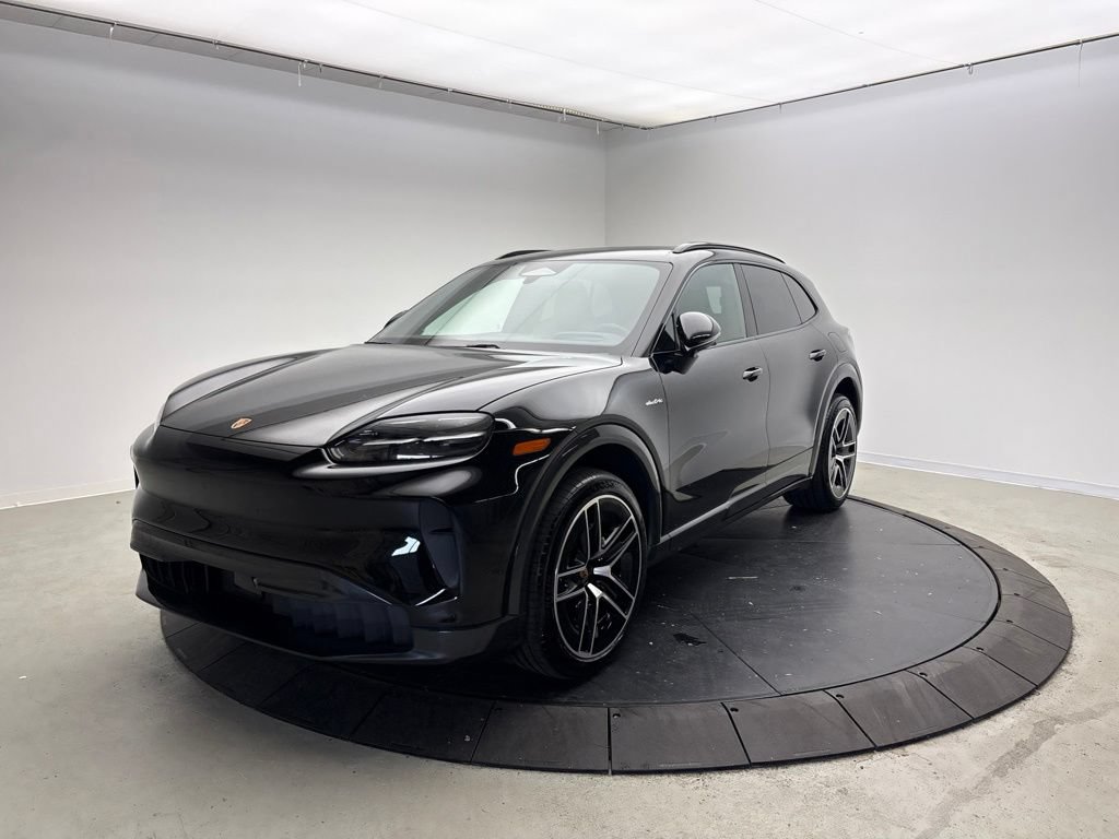 New 2026 Porsche Cayenne Electric AWD/4WD image 1