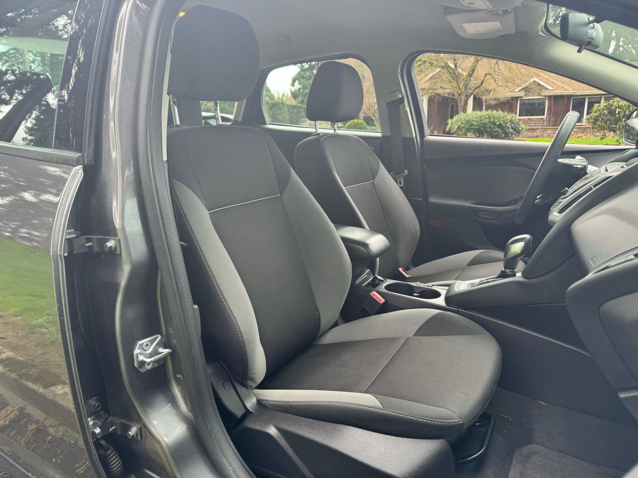 Used 2014 Ford Focus SE image 12