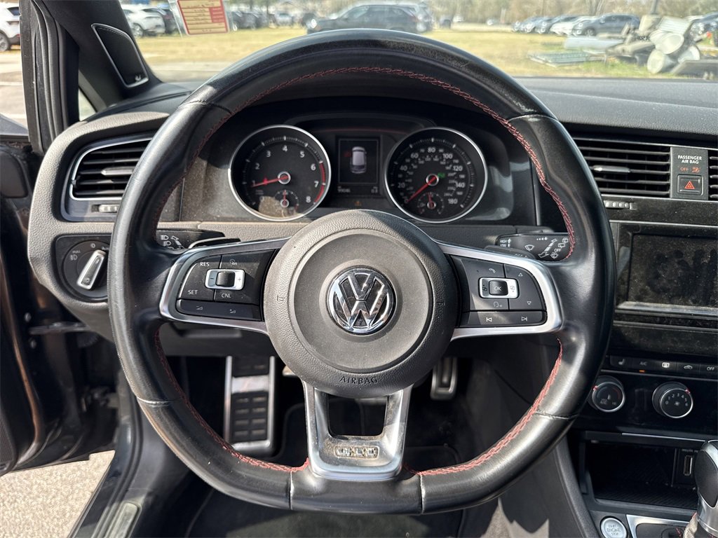 Used 2015 Volkswagen GTI SE w/ Lighting Package (SEL) image 14
