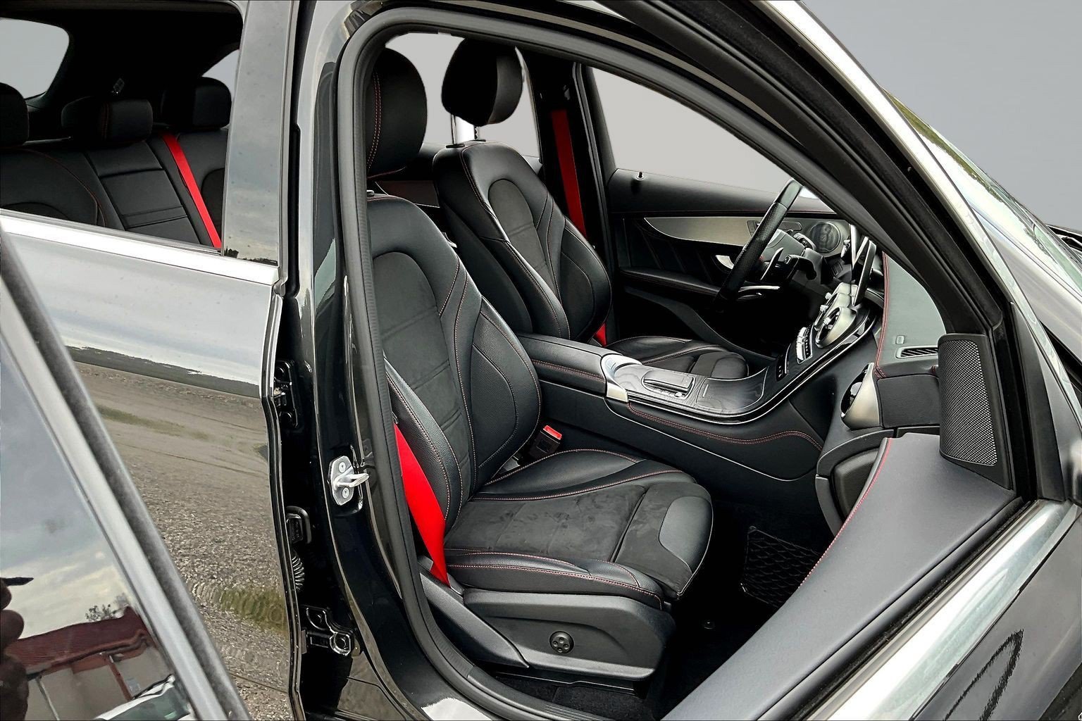 Used 2020 Mercedes-Benz GLC 43 AMG 4MATIC image 27