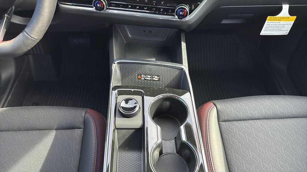 New 2026 Chevrolet Equinox RS w/ LPO, Floor Liner Package FWD image 19