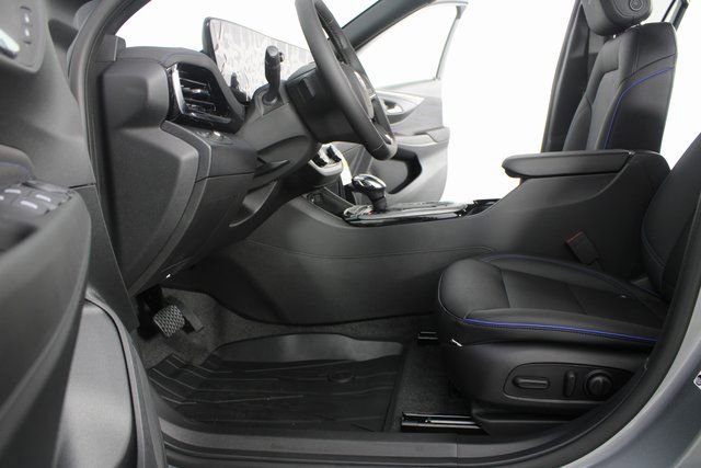 New 2026 Buick Envista Sport Touring w/ Convenience I Package FWD image 16