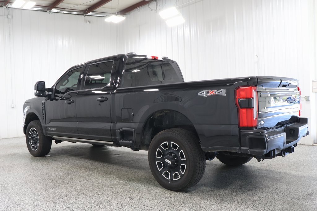 Used 2025 Ford F250 Platinum image 4
