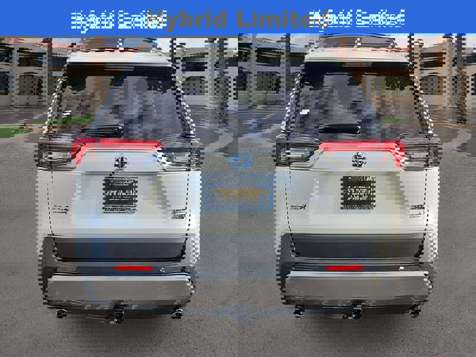 Used 2022 Toyota RAV4 Limited w/ Limited Grade Weather Package image 7