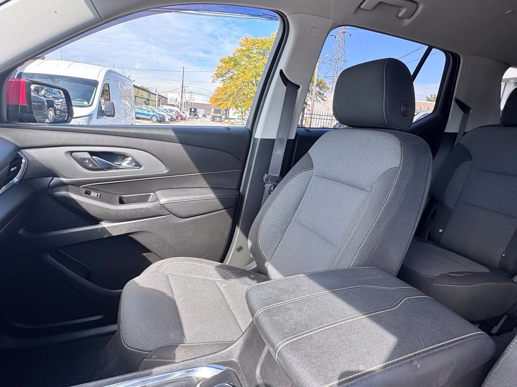 Used 2019 Chevrolet Traverse LT AWD/4WD image 14