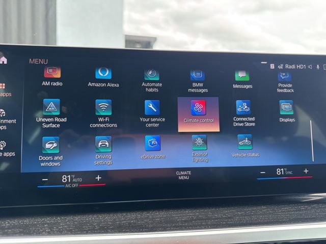 Used 2023 BMW 330e xDrive w/ Premium Package image 30