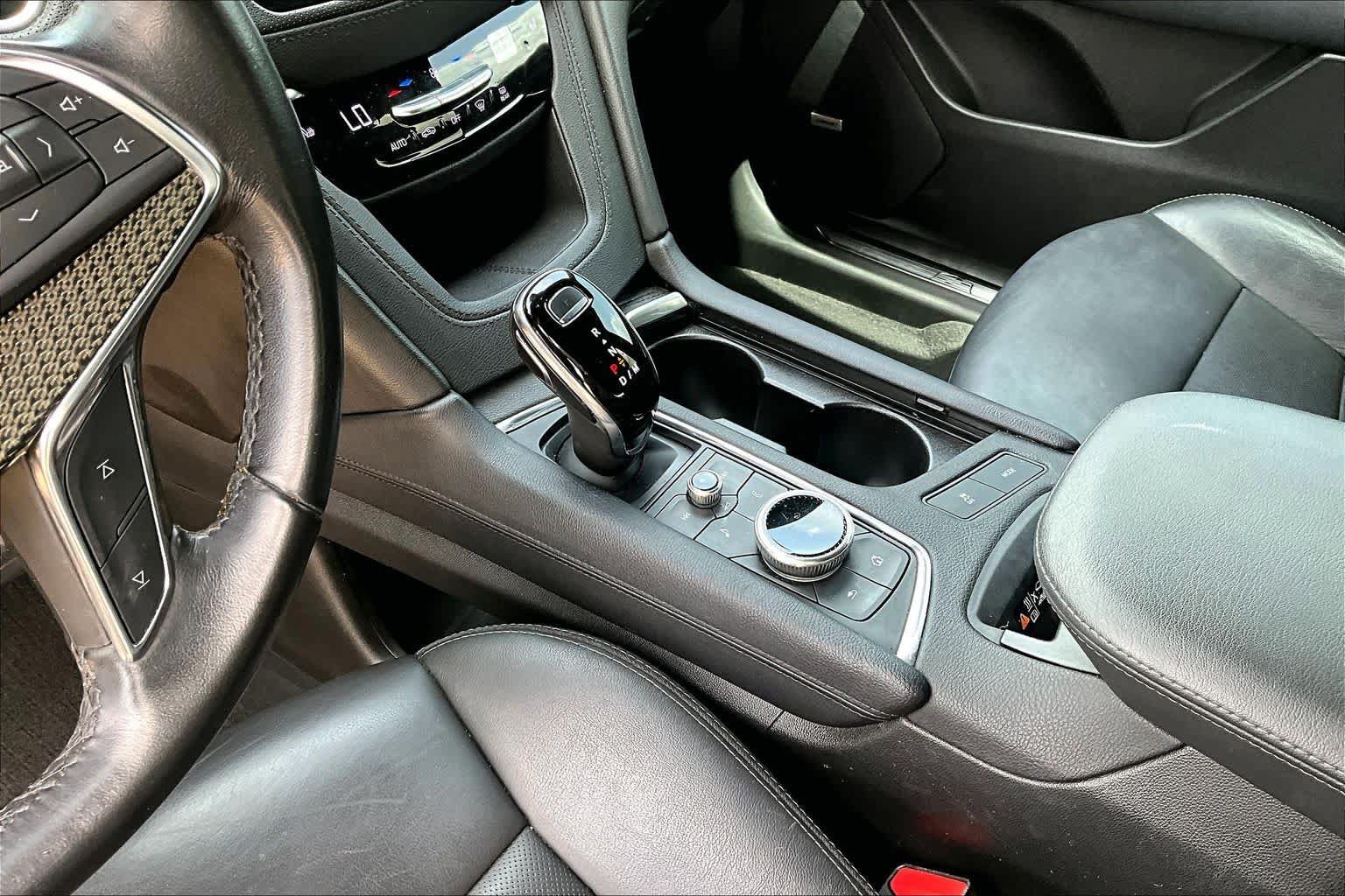 Used 2021 Cadillac XT5 Sportv AWD/4WD image 16