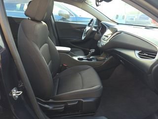 Used 2023 Chevrolet Malibu LT w/ Driver Confidence Package FWD image 11