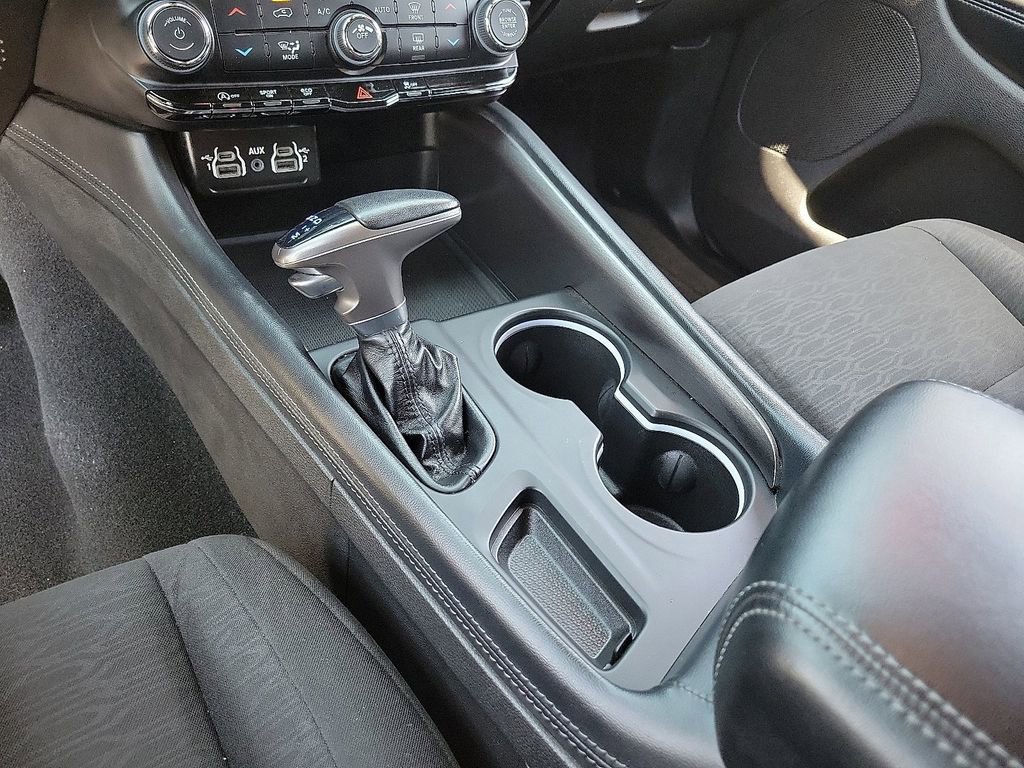 Used 2023 Dodge Durango SXT image 15