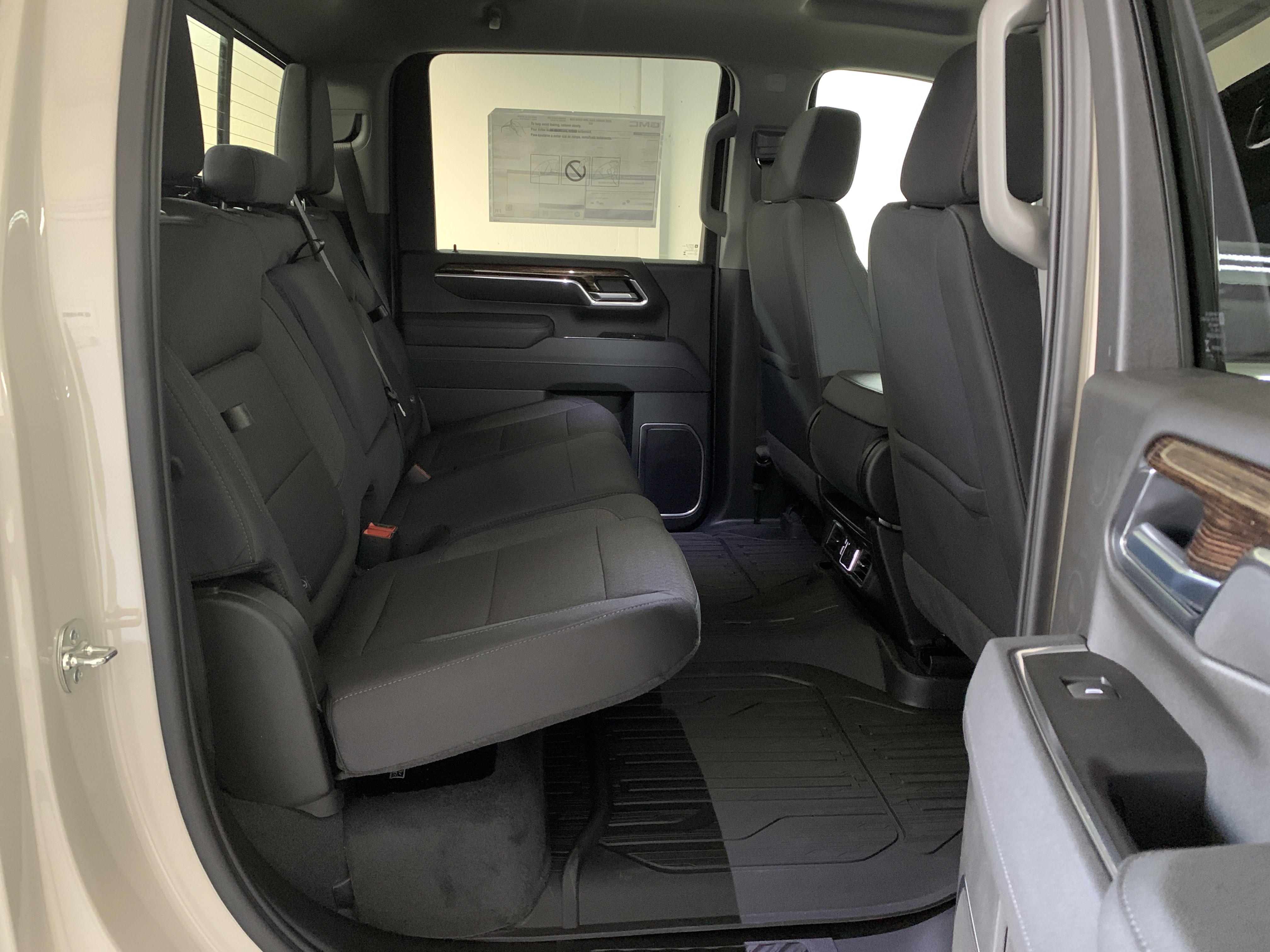 New 2026 GMC Sierra 2500 SLE image 38