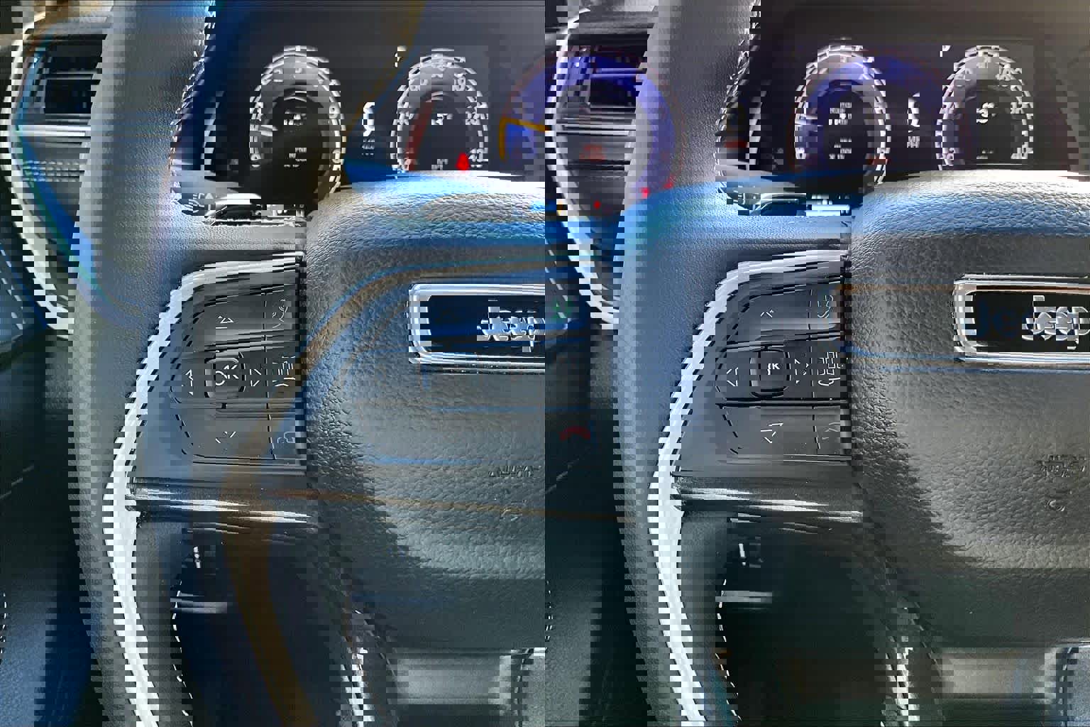 Used 2023 Jeep Grand Cherokee Altitude image 20