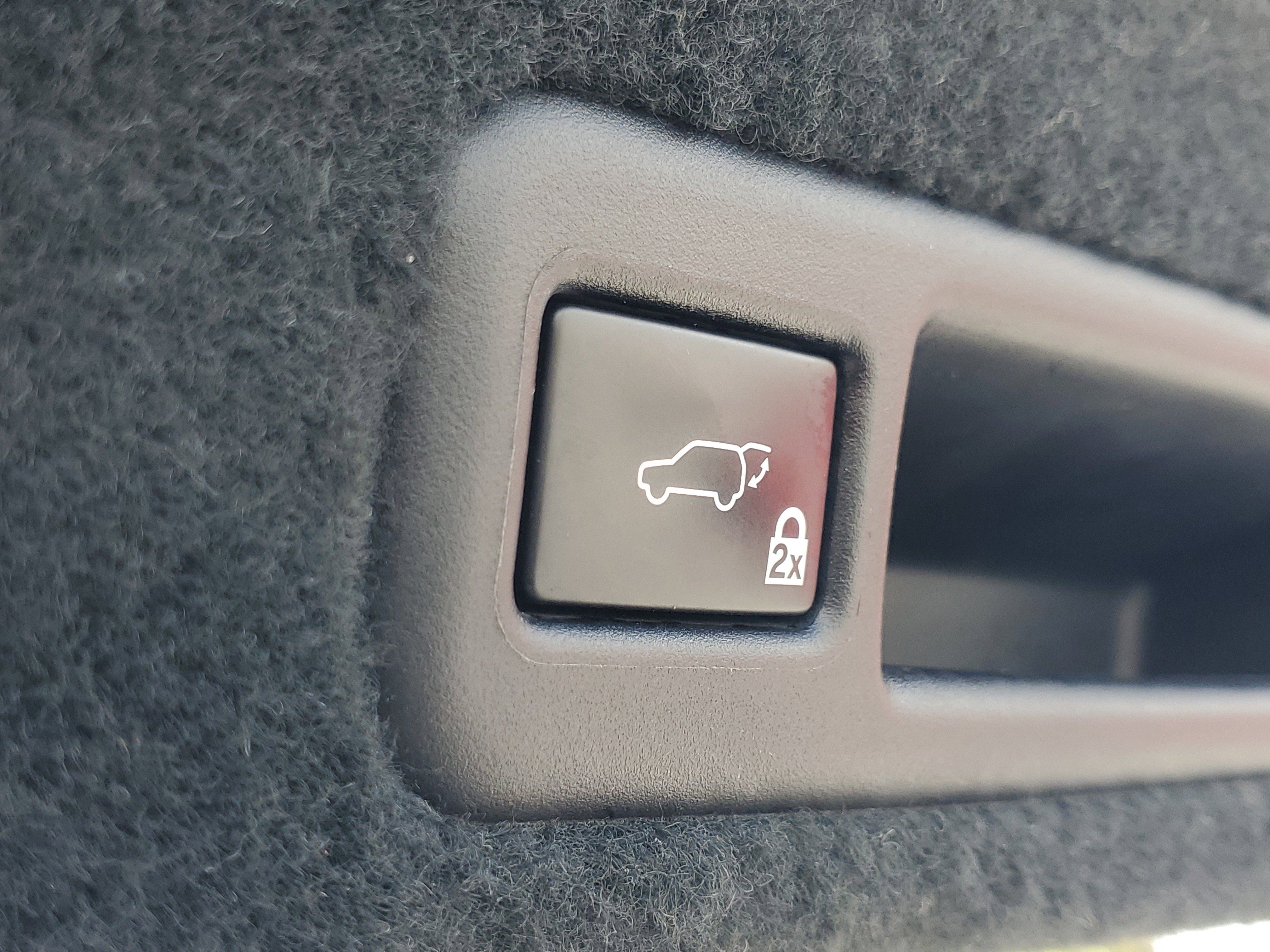 Used 2017 Lexus RX 350 w/ Accessory Package image 9