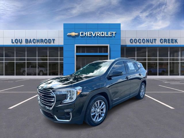 Used 2022 GMC Terrain SLT w/ Tech Package image 4