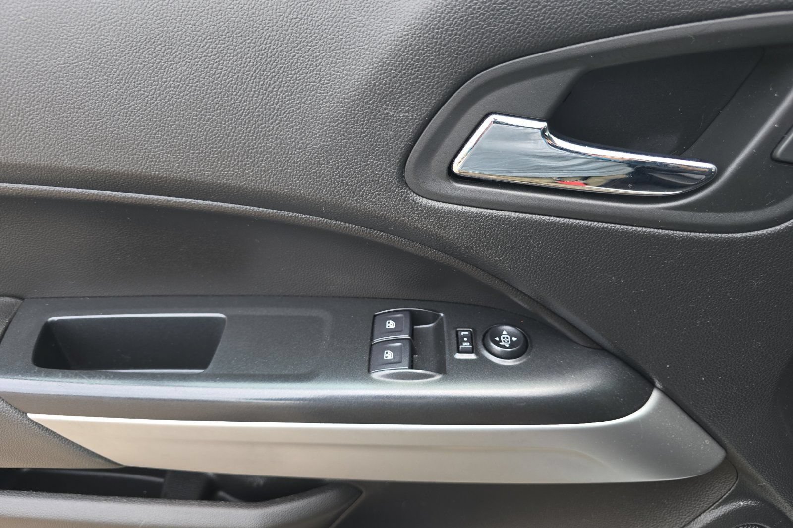 Used 2019 Chevrolet Colorado LT w/ Safety Package AWD/4WD image 11