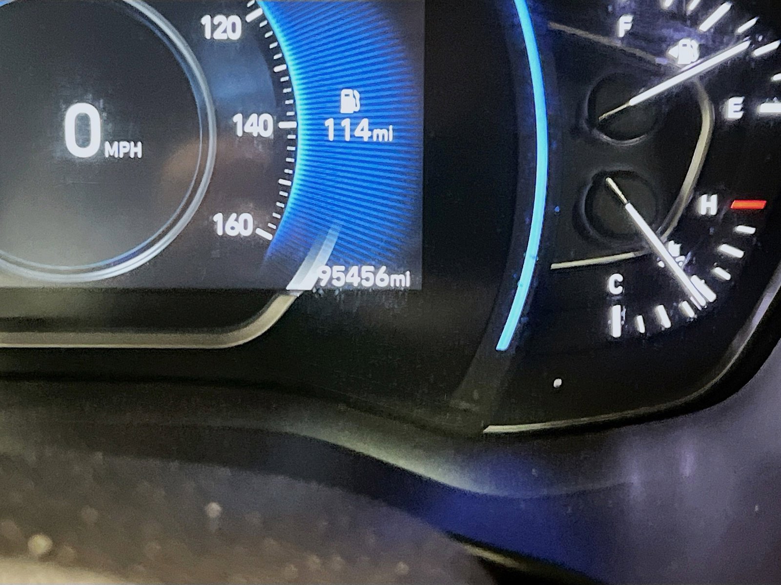 Used 2020 Hyundai Santa Fe Limited FWD image 8