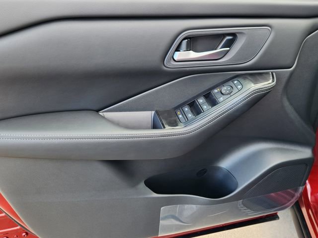 New 2026 Nissan Rogue SV image 6