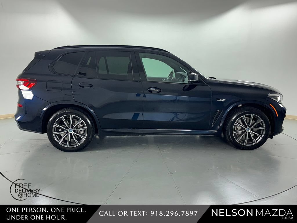 Used 2023 BMW X5 xDrive45e w/ M Sport Package AWD/4WD image 5