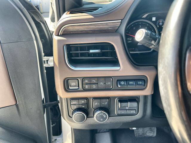 Used 2021 Chevrolet Tahoe High Country w/ Premium Package image 17