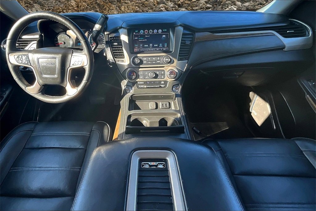 Used 2019 GMC Yukon XL Denali w/ Denali Ultimate Package image 15