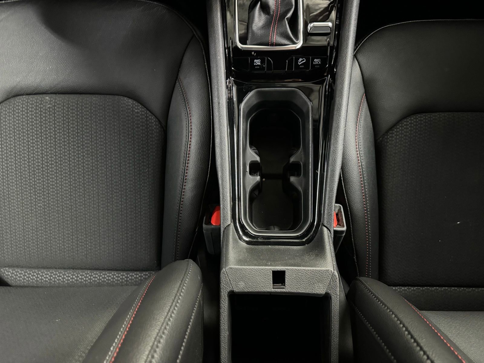 Used 2024 Jeep Compass Trailhawk w/ Trailhawk Convenience Group image 24