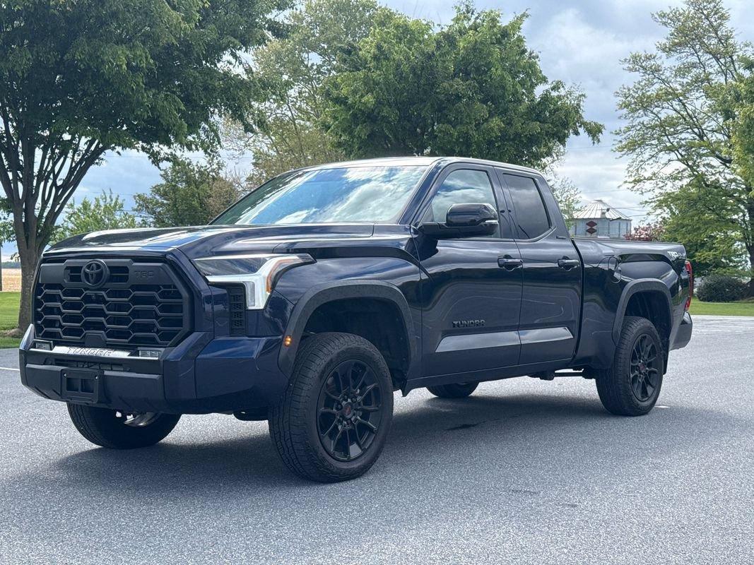 Used 2024 Toyota Tundra Limited w/ TRD Off-Road Package AWD/4WD image 4