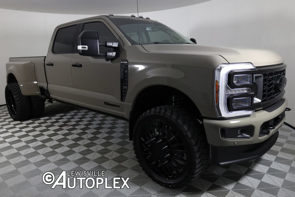 Used 2026 Ford F350 Platinum w/ Platinum Plus Package AWD/4WD image 3