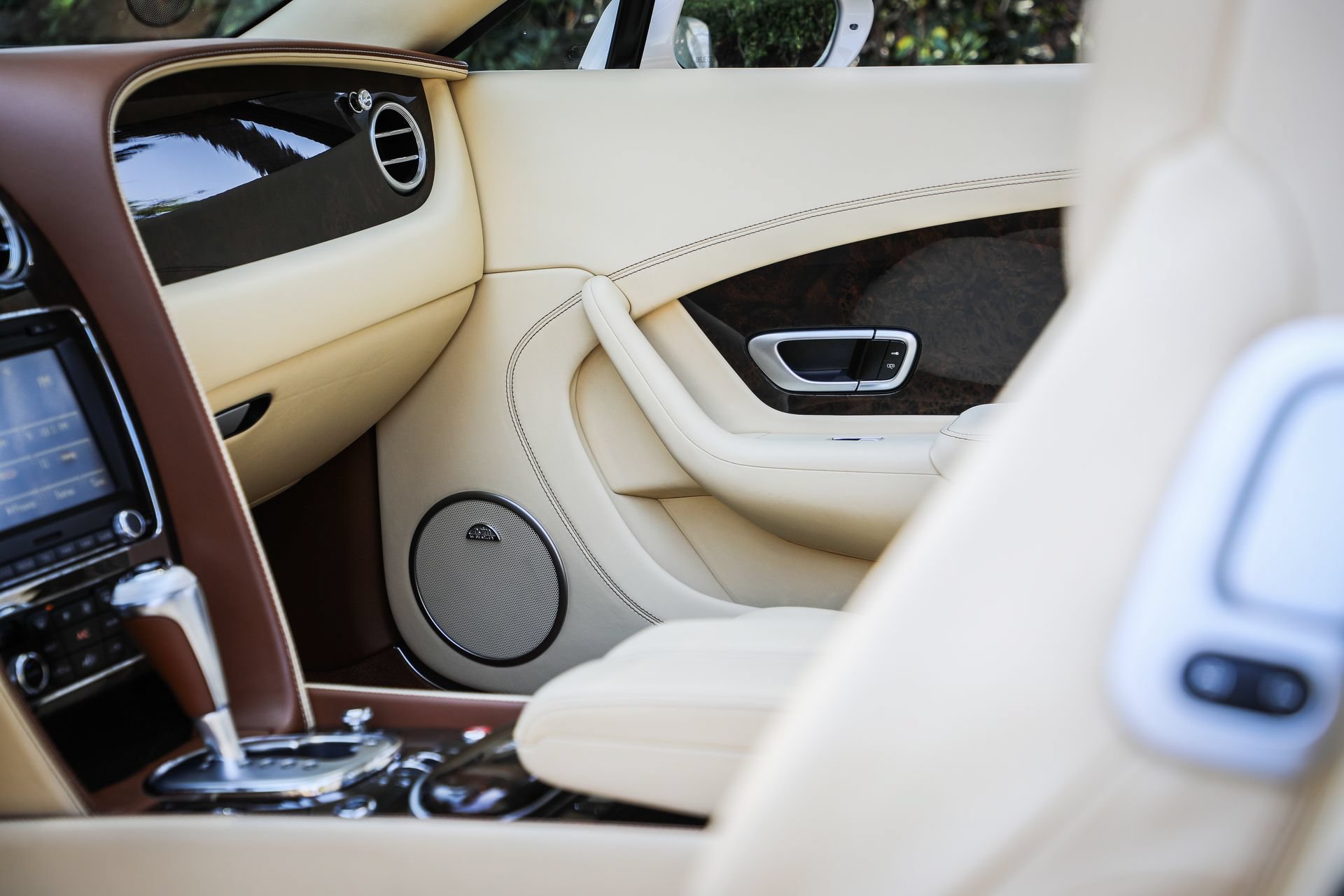 Used 2015 Bentley Continental GT AWD/4WD image 12
