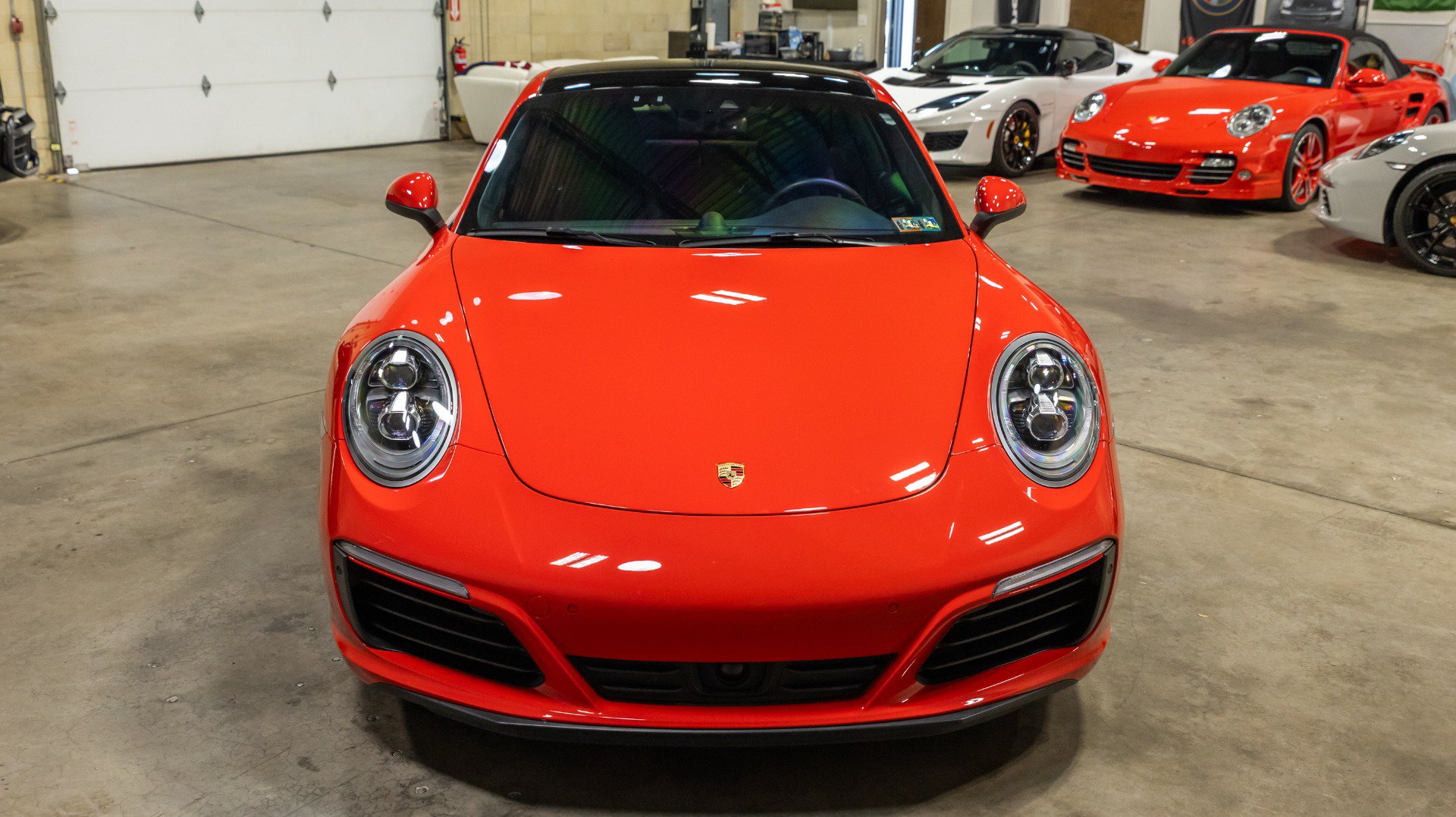 Used 2018 Porsche 911 Carrera RWD image 9