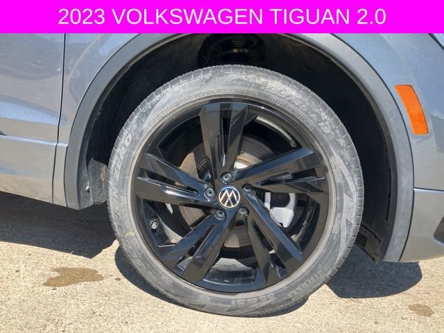 Used 2023 Volkswagen Tiguan SE R-Line image 7