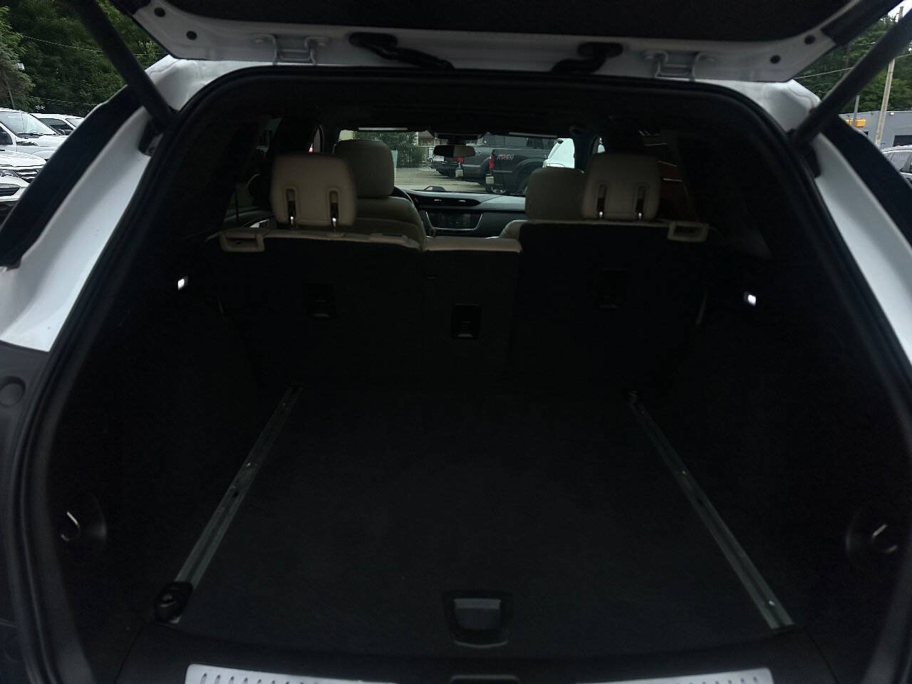 Used 2019 Cadillac XT5 Luxury AWD/4WD image 6