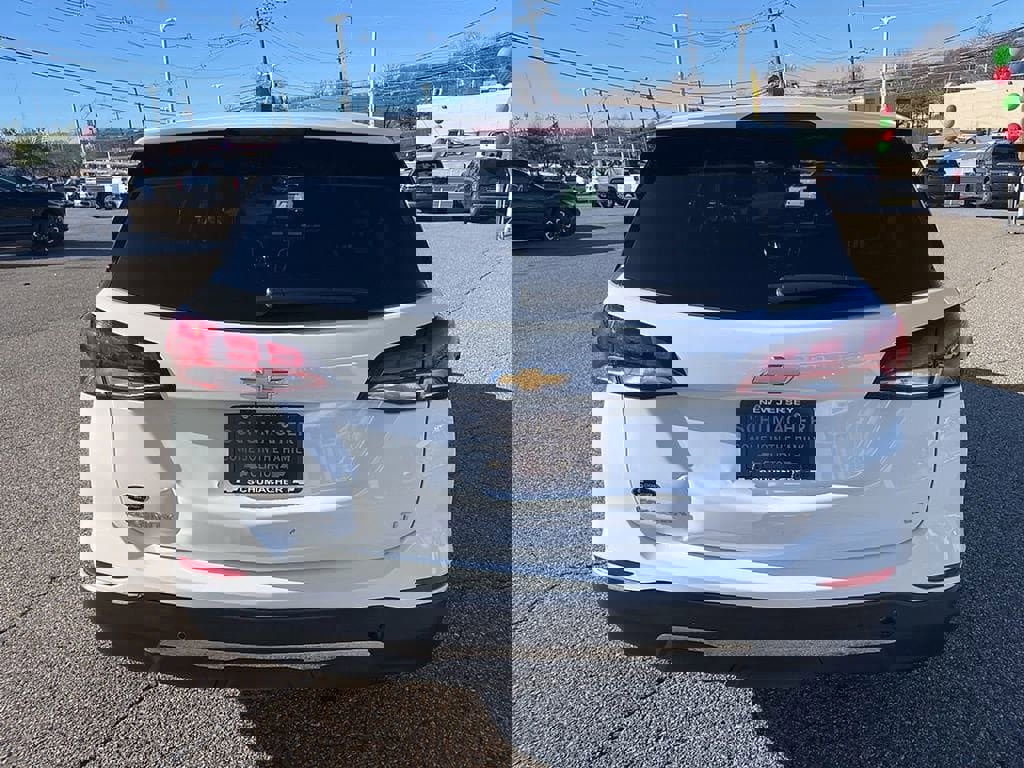 Used 2023 Chevrolet Equinox LT image 6