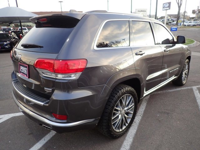 Used 2018 Jeep Grand Cherokee Summit w/ Platinum Series Group video 4