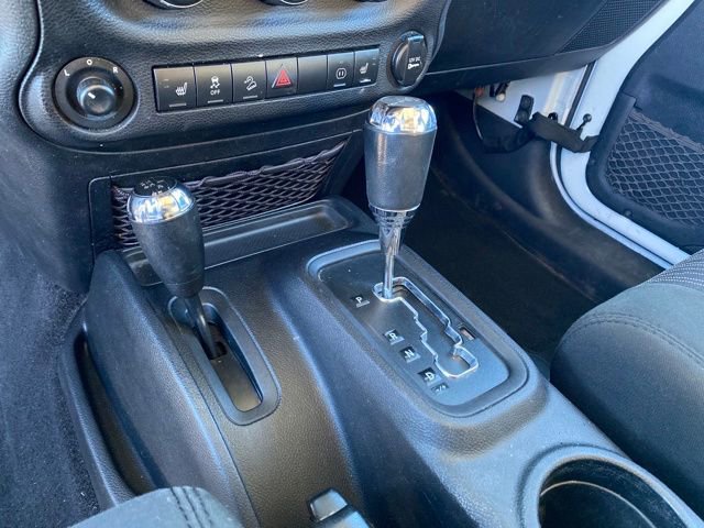 Used 2012 Jeep Wrangler Unlimited Sahara w/ Dual Top Group image 9