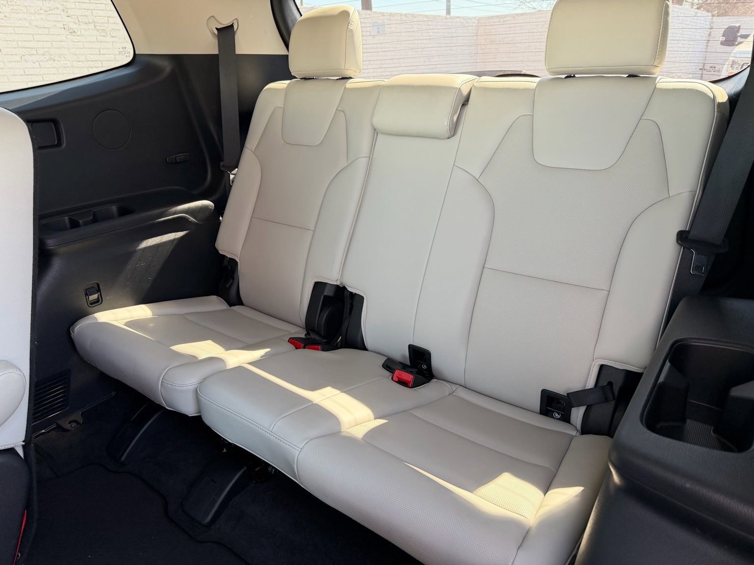 Used 2021 Kia Telluride EX w/ EX Premium Package image 23