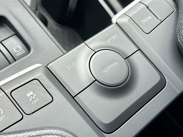 Used 2024 Toyota Grand Highlander Limited image 31