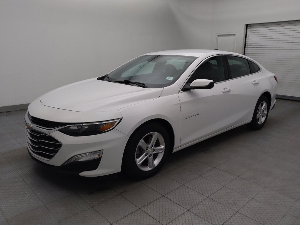 Used 2023 Chevrolet Malibu LS w/ Driver Confidence Package FWD image 2