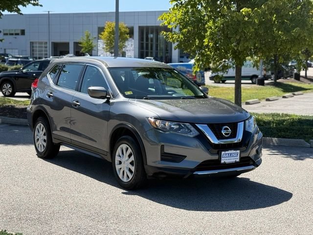 Used 2017 Nissan Rogue S AWD/4WD image 4