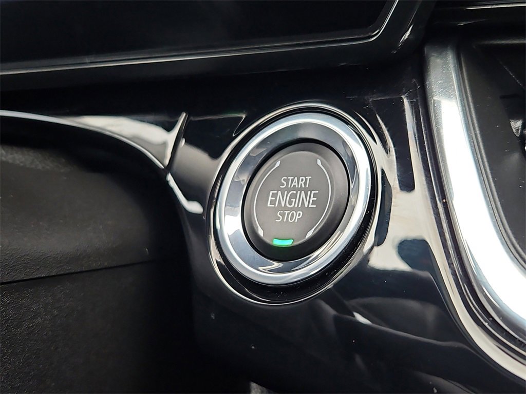 Certified 2025 Chevrolet Trax ACTIV w/ Sunroof Package image 23